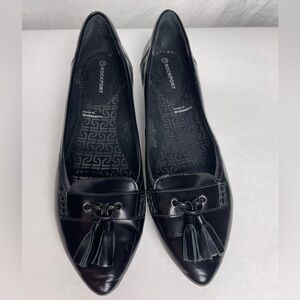 Pointed Toe Rockport Flats